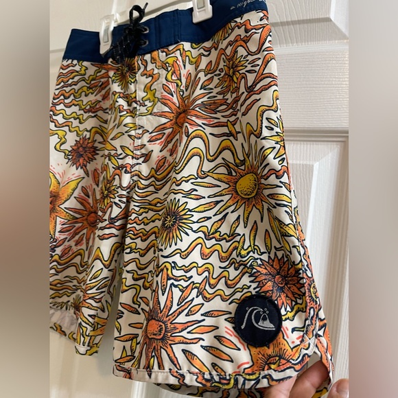 Board Shorts/Swimming Trunks Bundle Boys Size 27 - Picture 3 of 11